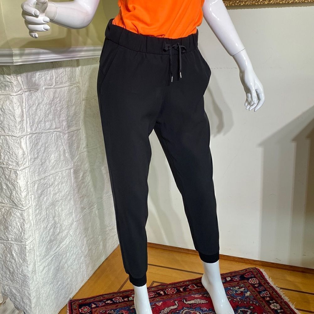 Lululemon Jogger Black Stretch 7/8 Pants